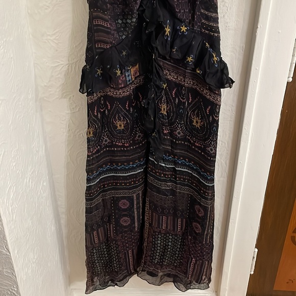 LET ME BE Women's Sheer Printed V-Neck Midi Dress Size L In Black - Picture 7 of 12